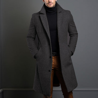 Cappotto invernale di media lunghezza
