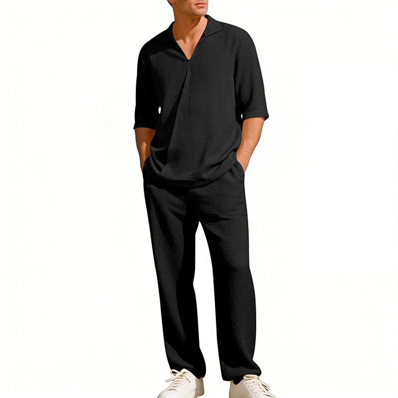 Camicia e pantaloni a maniche corte con risvolto da uomo