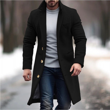 Cappotto invernale di media lunghezza