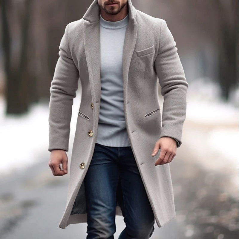 Cappotto invernale di media lunghezza
