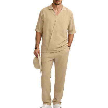 Camicia e pantaloni a maniche corte con risvolto da uomo