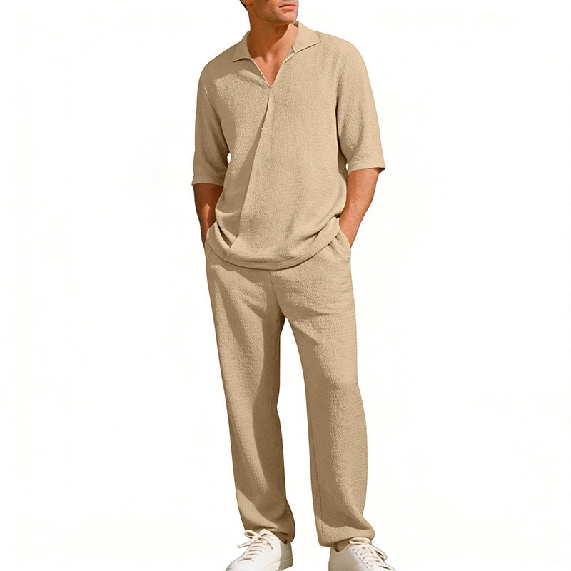 Camicia e pantaloni a maniche corte con risvolto da uomo