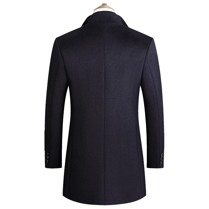 Cappotto elegante con collo alto vintage